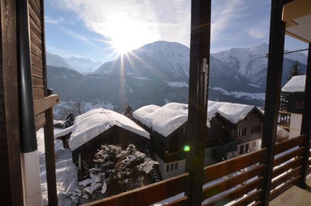 Ferienwohnung Lax Wallis Exterior foto